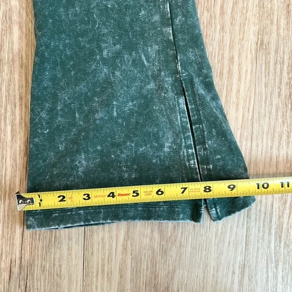 Pink by VS flare leggings - Picture 3 of 5